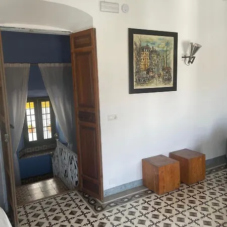 Meson La Hospederia Bed & Breakfast *